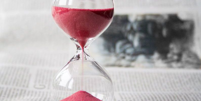 Time - Clear Glass with Red Sand Grainer